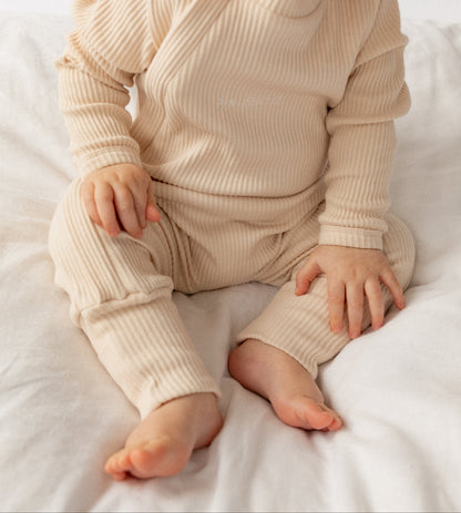 Neutral Ribbed Bundle