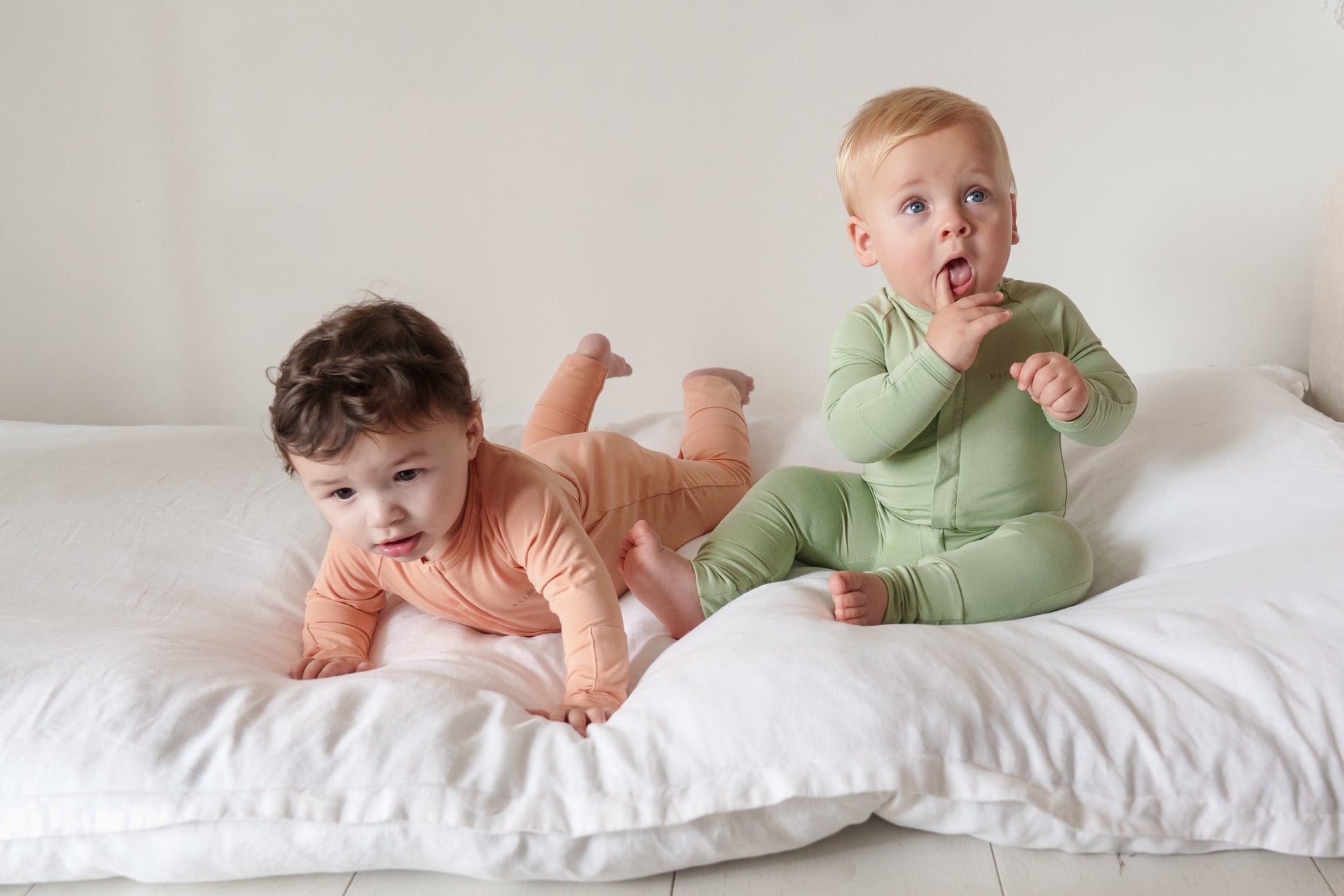 Lightweight Bamboo Onesies - Apricot and Pistachio